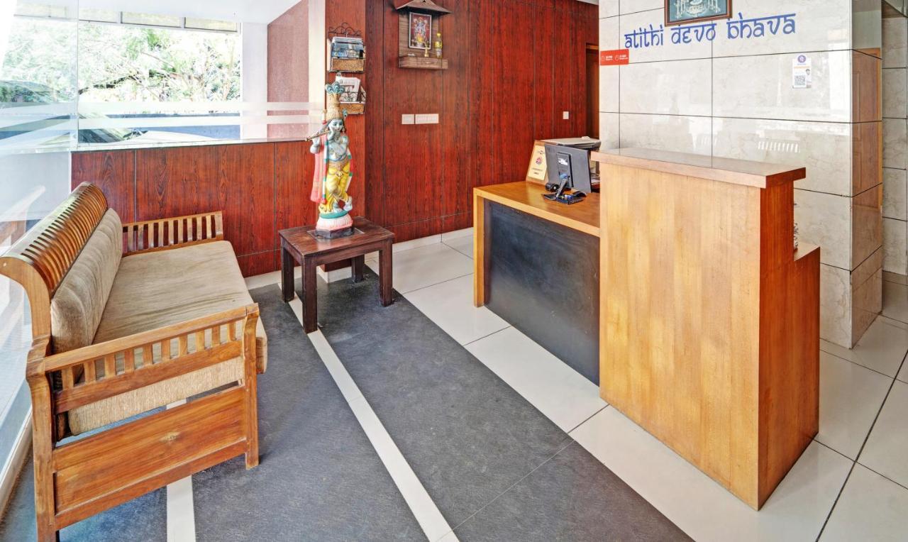 Hotel Sreepathi Nirmalyam 400 Mts From Guruvayoor Temple Guruvāyūr Zewnętrze zdjęcie